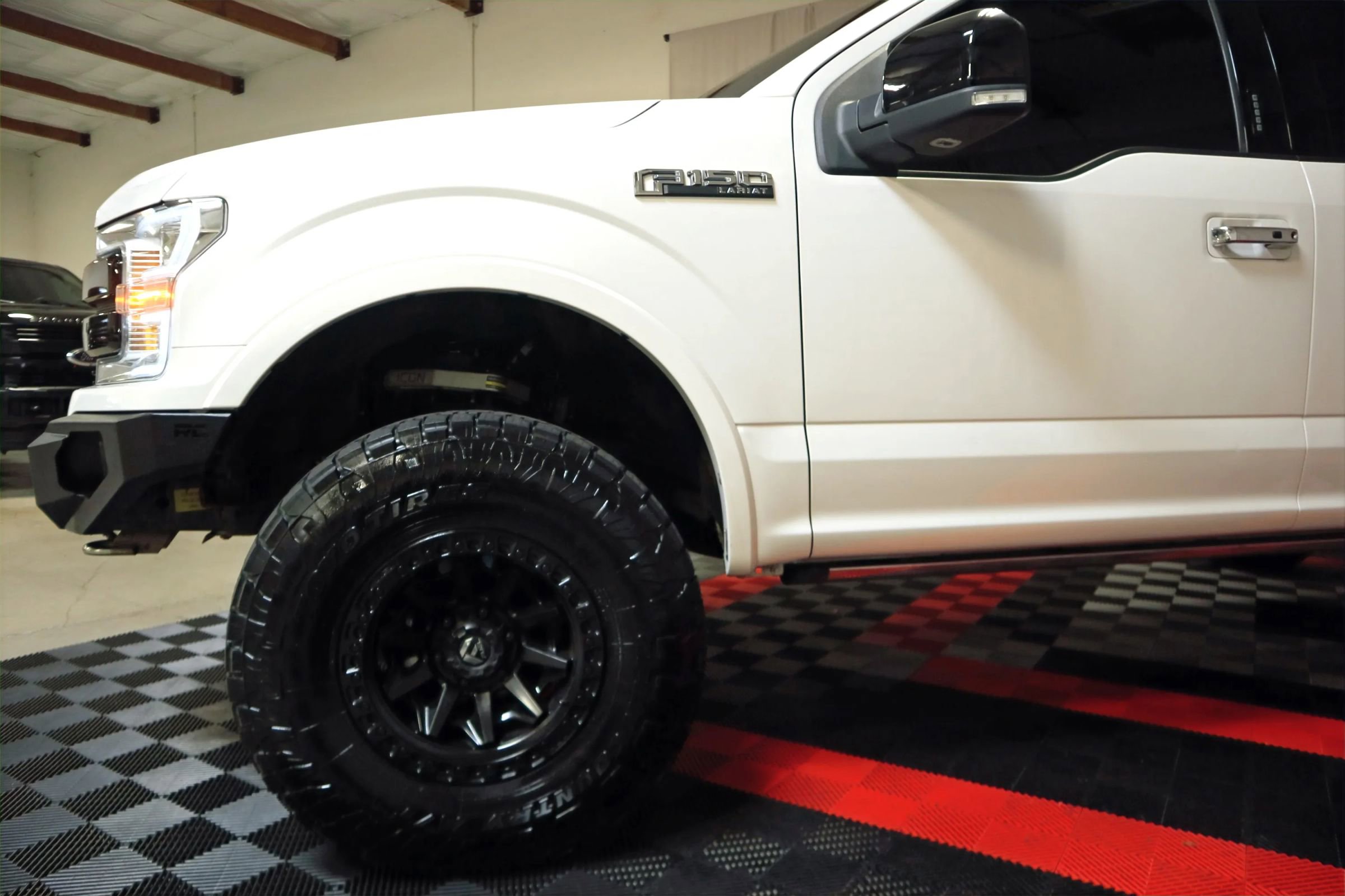 Used 2019 Ford F150 Lariat w/ Equipment Group 502A Luxury image 12