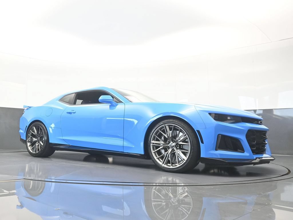 Used 2023 Chevrolet Camaro ZL1 RWD image 57