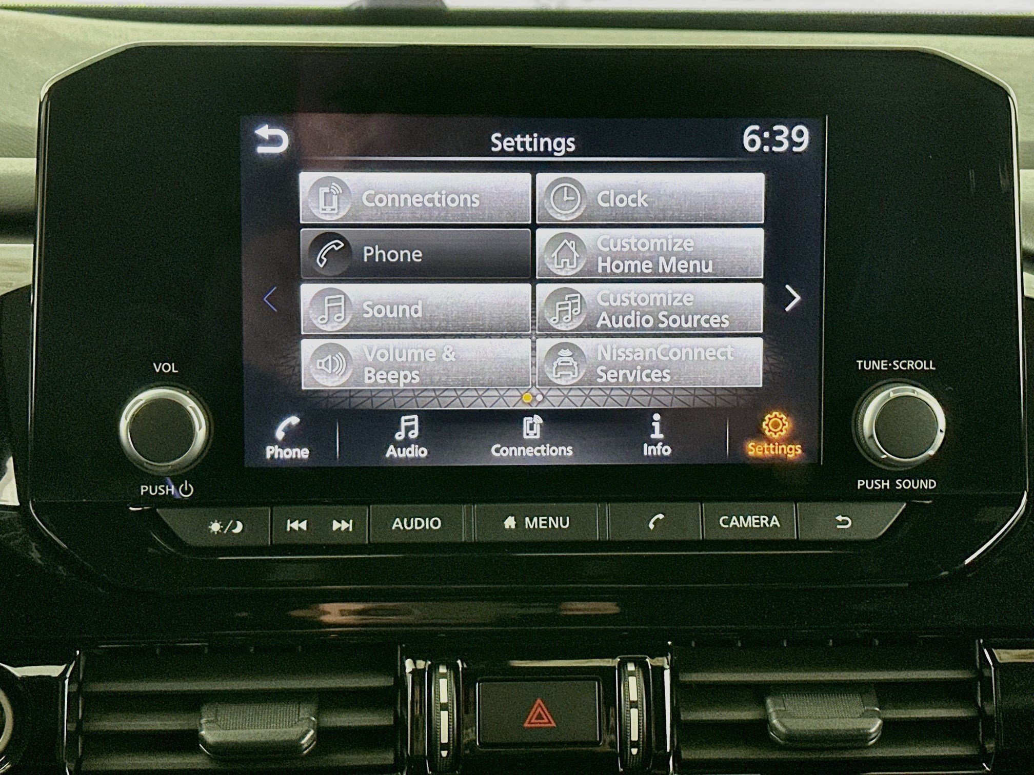 Used 2024 Nissan Pathfinder Rock Creek AWD/4WD image 12