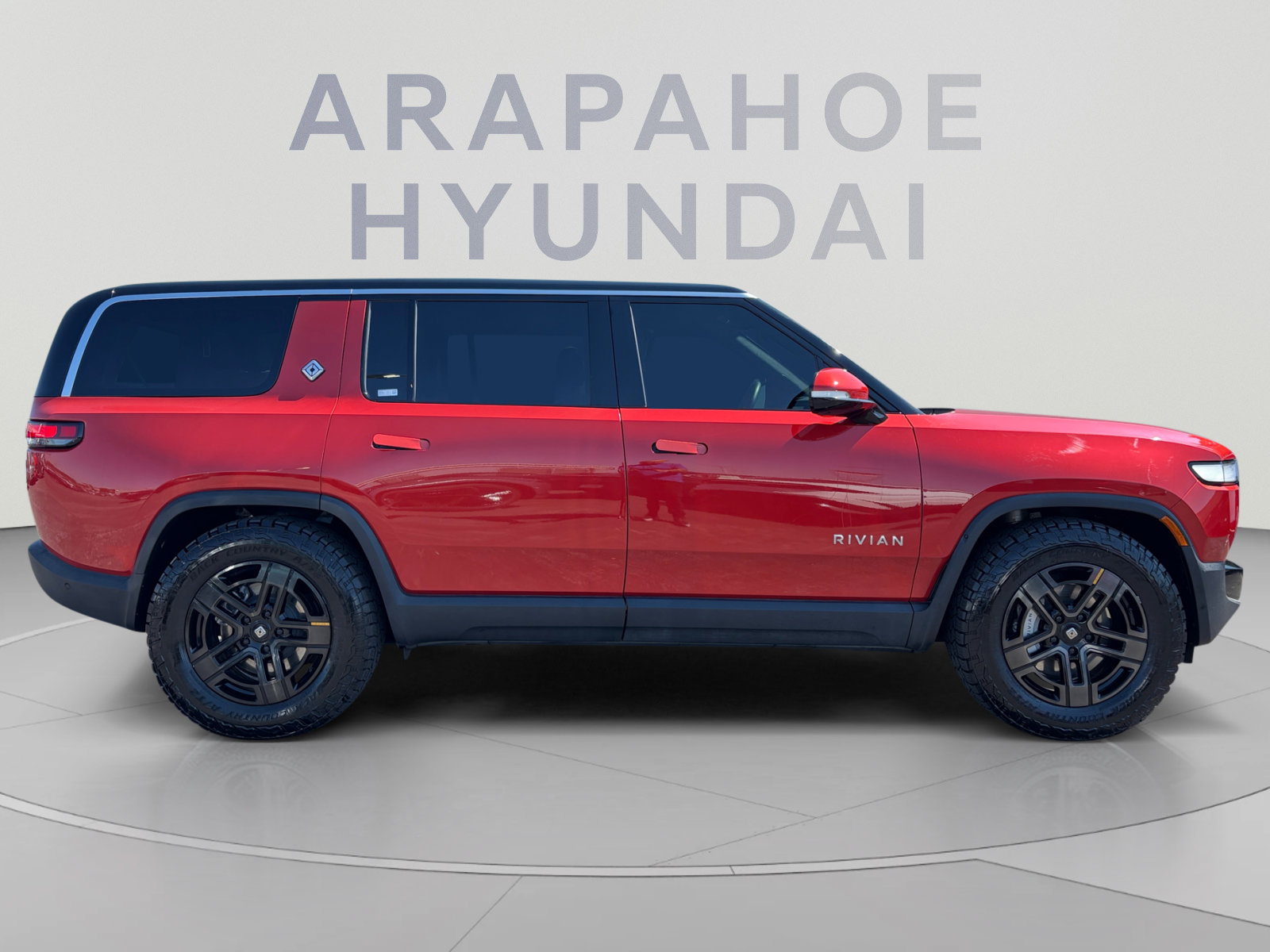 Used 2024 Rivian R1S Adventure AWD/4WD image 6