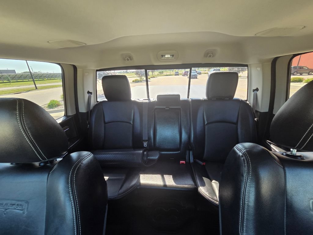 Used 2017 RAM 1500 Laramie w/ Convenience Group AWD/4WD image 35