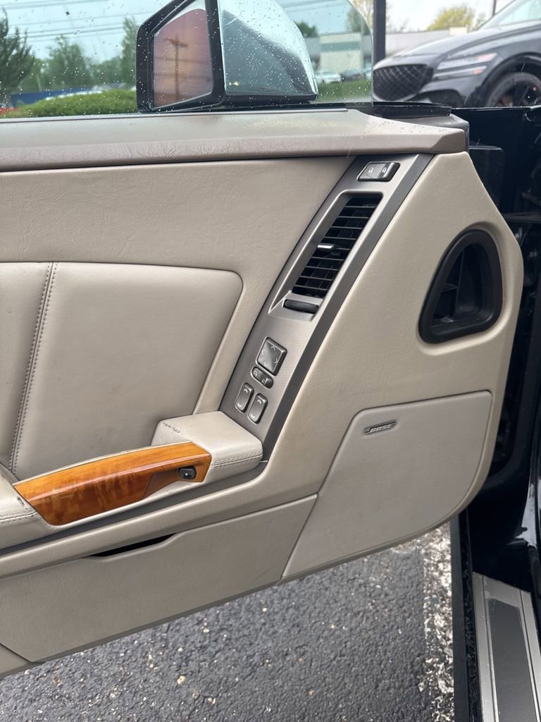 Used 2005 Cadillac XLR RWD image 8