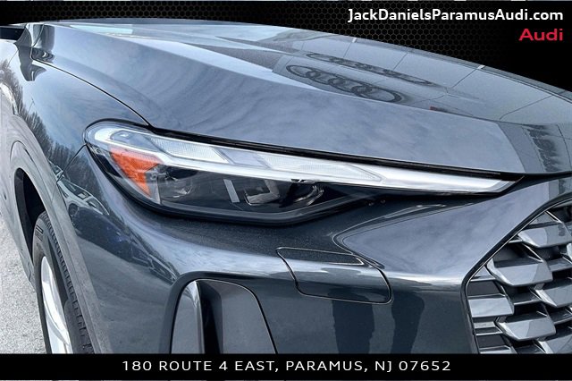 Used 2025 Audi Q5 Premium w/ Convenience Package image 27