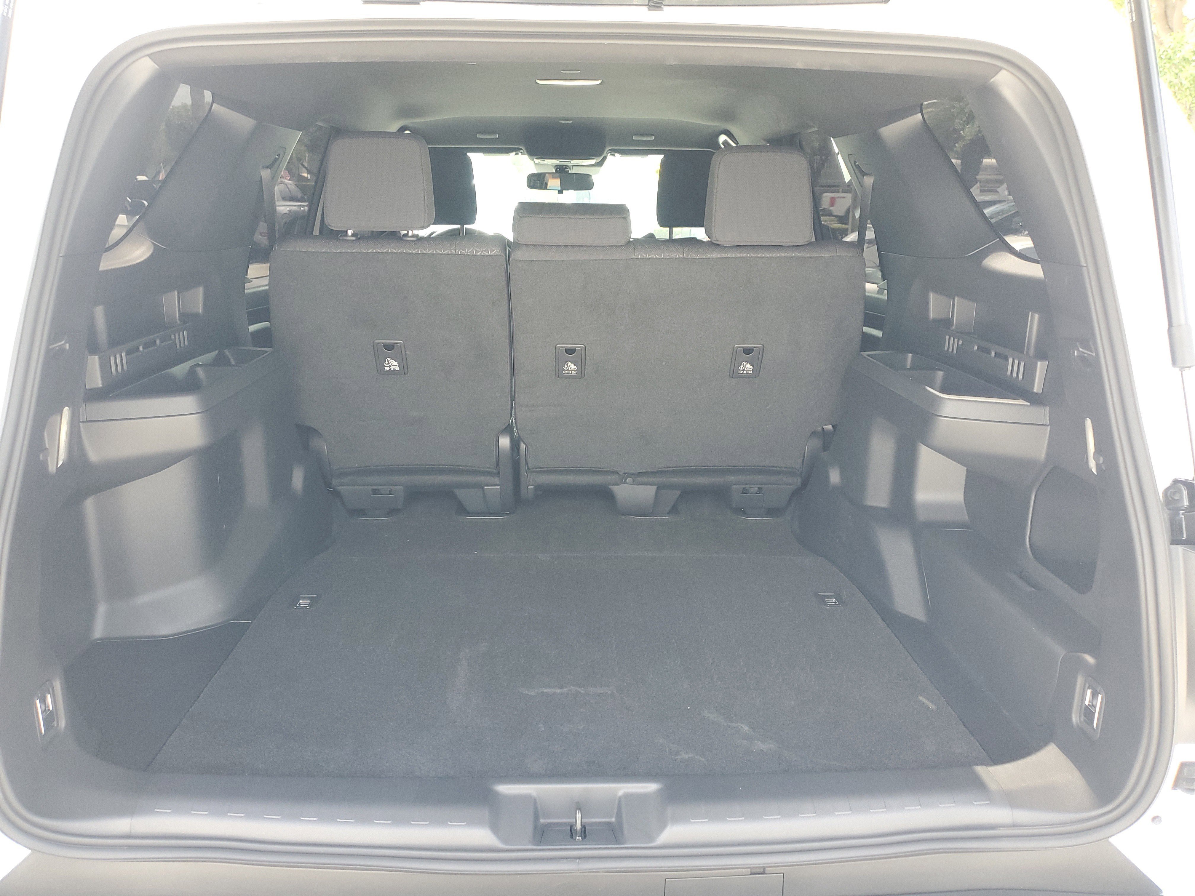 Certified 2025 Toyota 4Runner SR5 AWD/4WD image 9