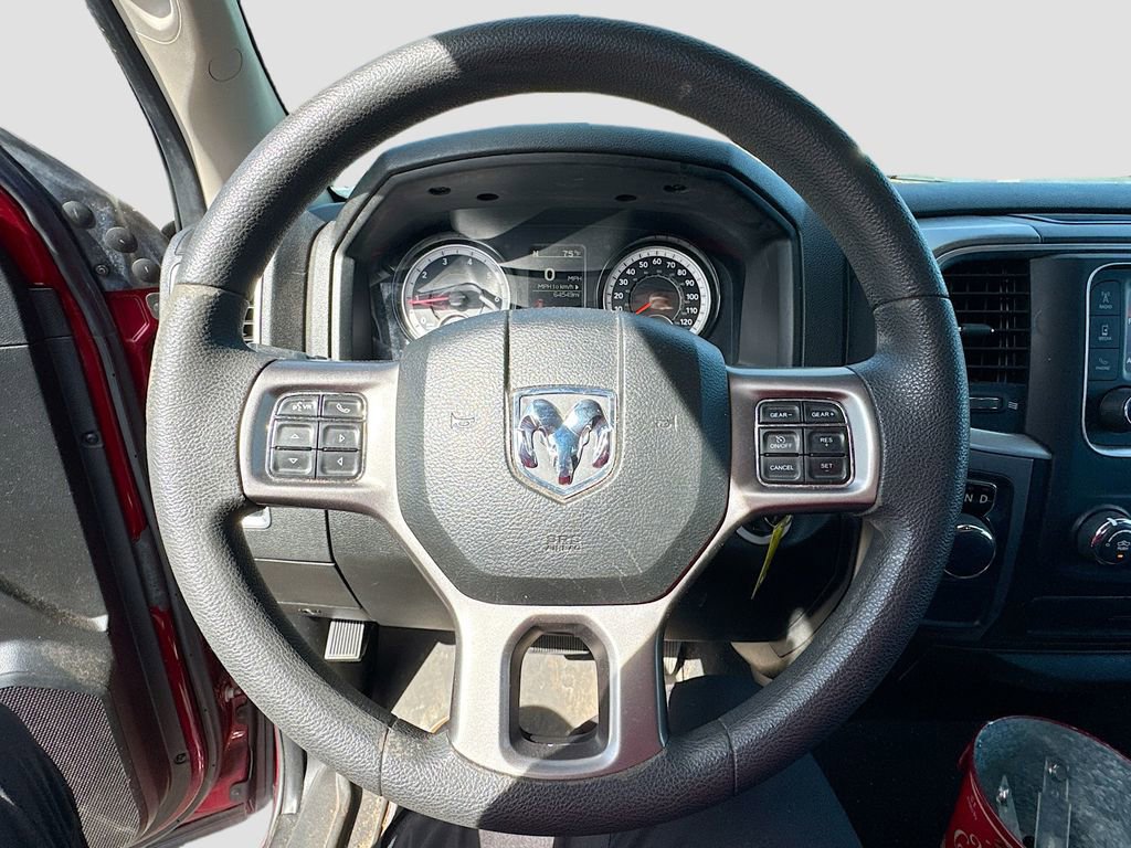 Used 2022 RAM 1500 Classic SLT image 11