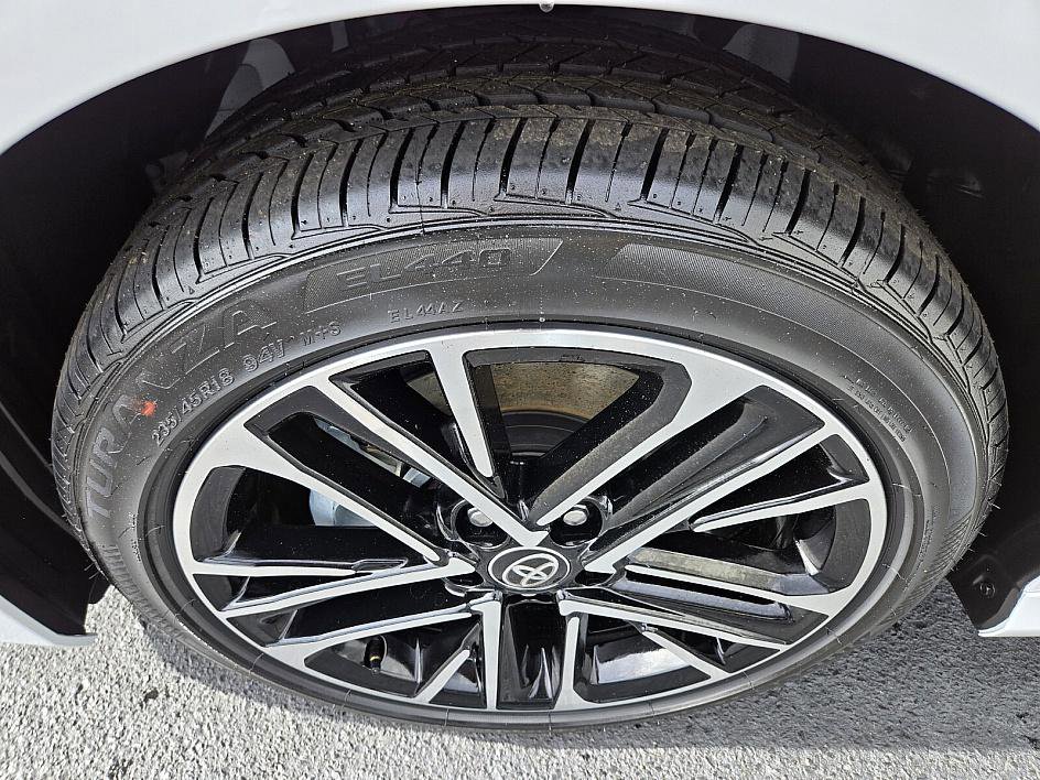New 2026 Toyota Camry XLE image 19