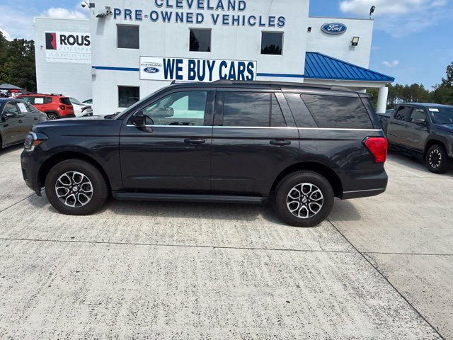 Used 2024 Ford Expedition XLT AWD/4WD image 13