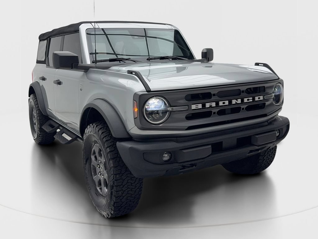 Used 2023 Ford Bronco Big Bend AWD/4WD image 2