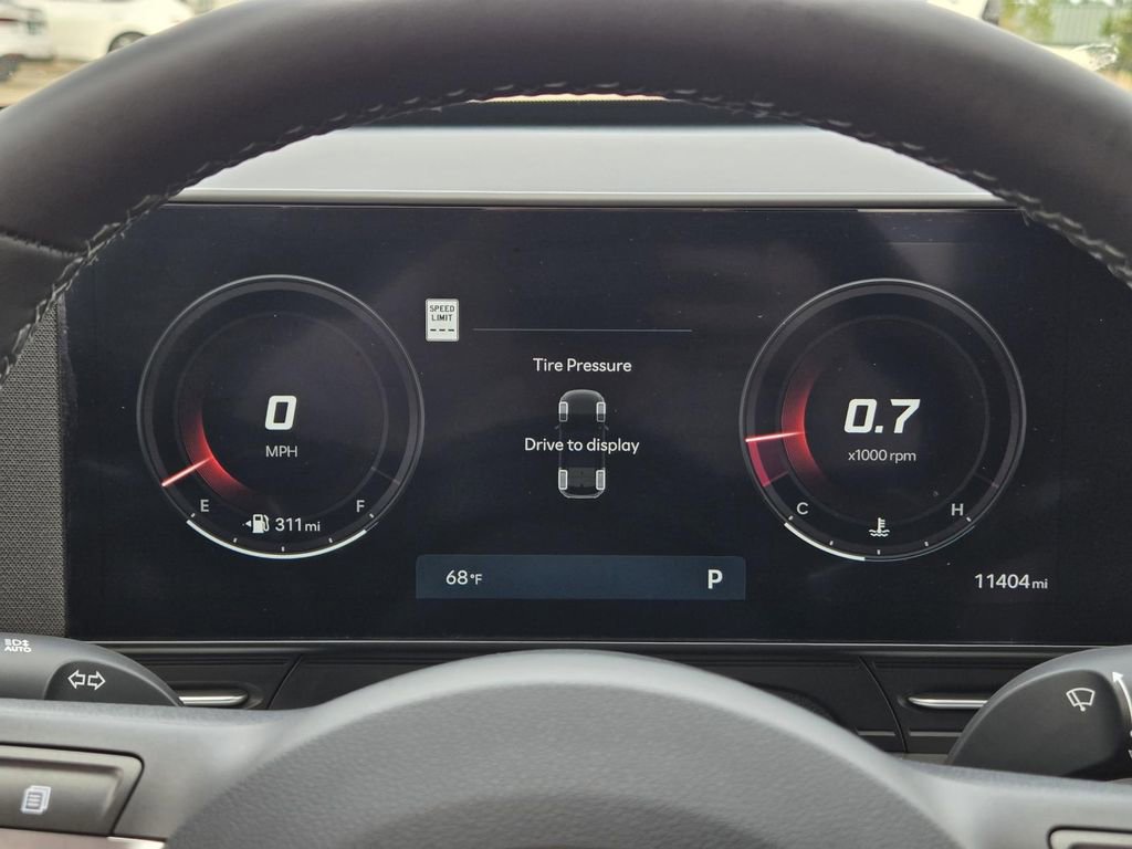 Used 2025 Hyundai Kona Limited image 10