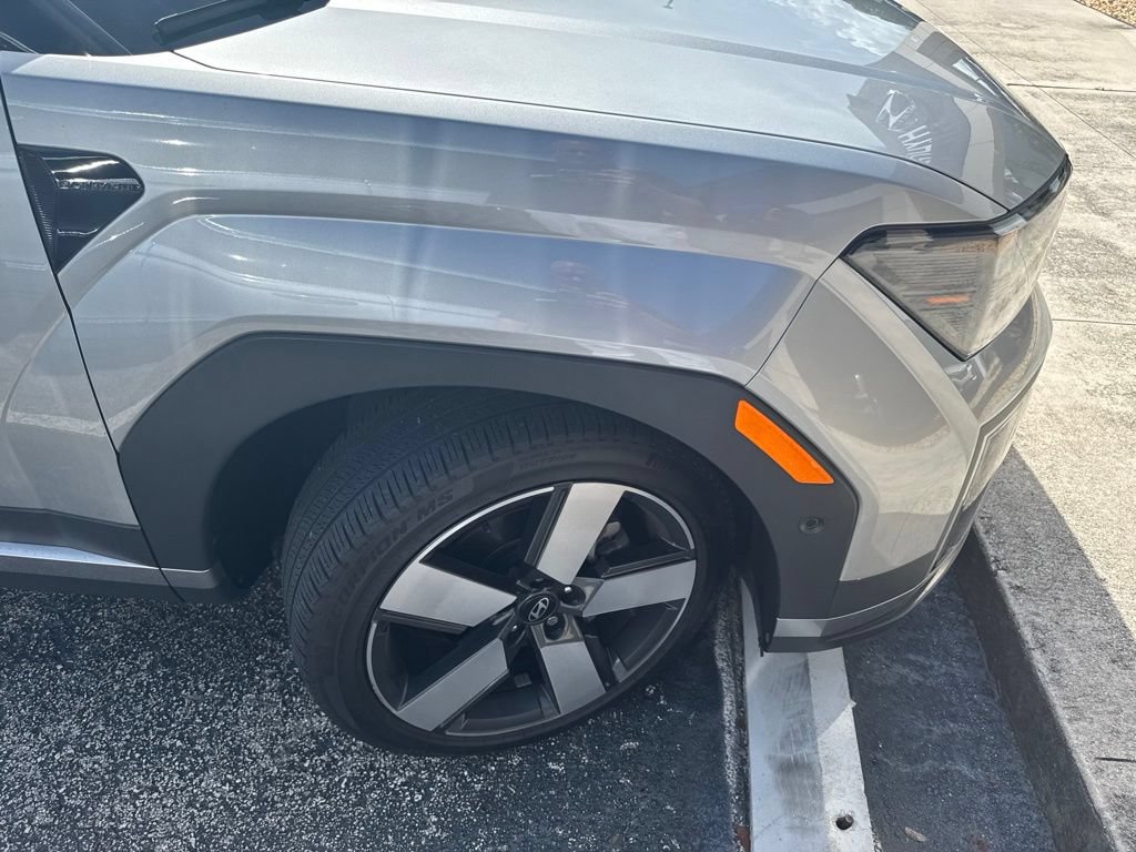 Used 2024 Hyundai Santa Fe Limited FWD image 6