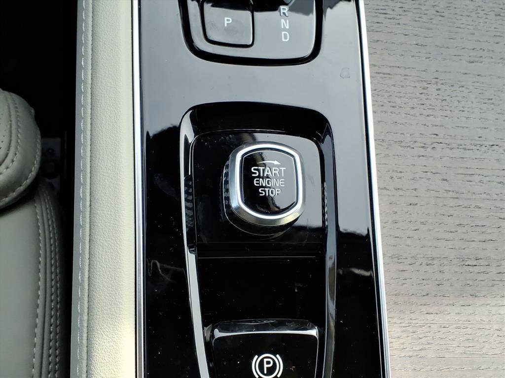 New 2026 Volvo XC90 B6 Ultra w/ Protection Package Premier image 21