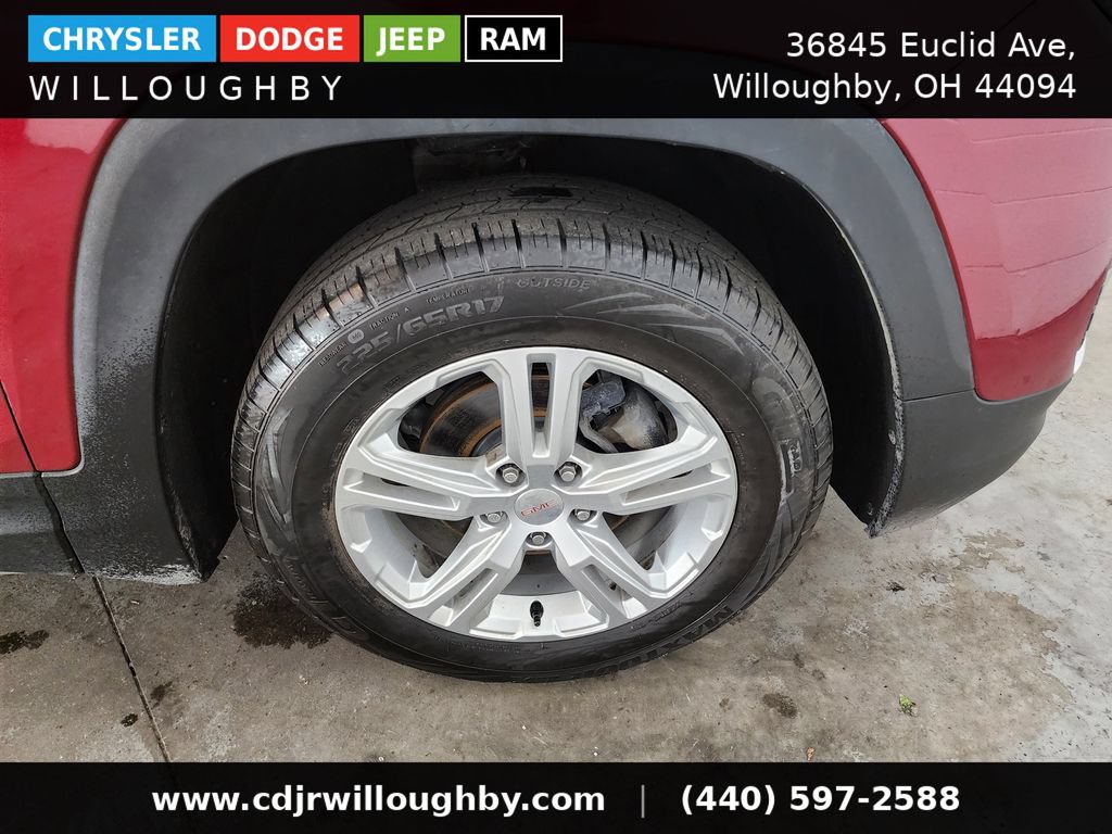 Used 2018 GMC Terrain SLE w/ Driver Convenience Package AWD/4WD image 42