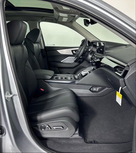 Used 2026 Acura MDX FWD image 31