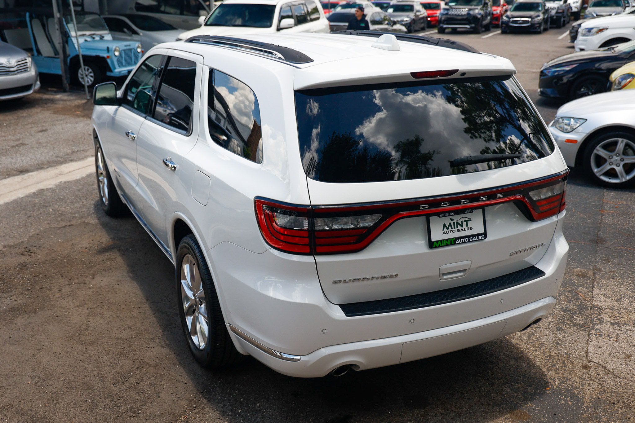 Used 2019 Dodge Durango Citadel w/ Technology Group RWD image 8