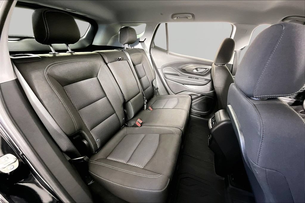 Used 2024 GMC Terrain SLE w/ Driver Convenience Package FWD image 24