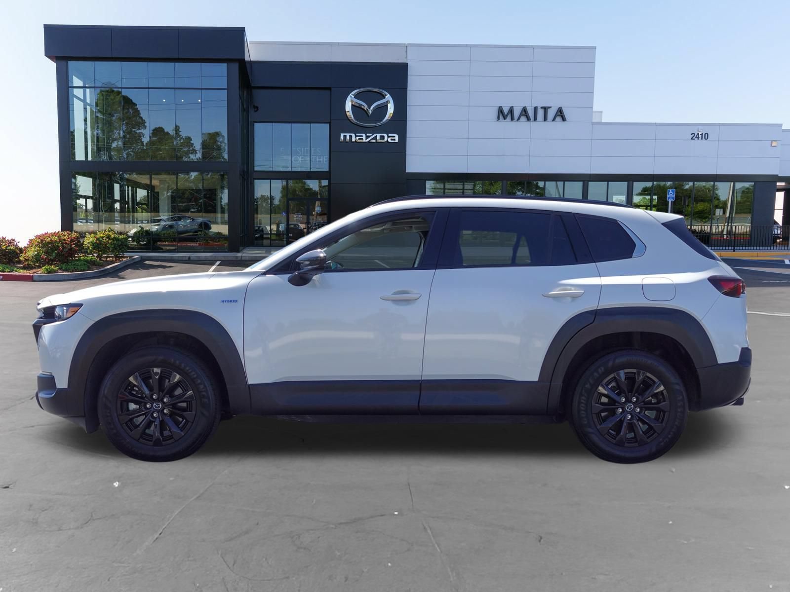 Certified 2025 MAZDA CX-50 AWD 2.5 Hybrid w/ Premium Pkg image 8