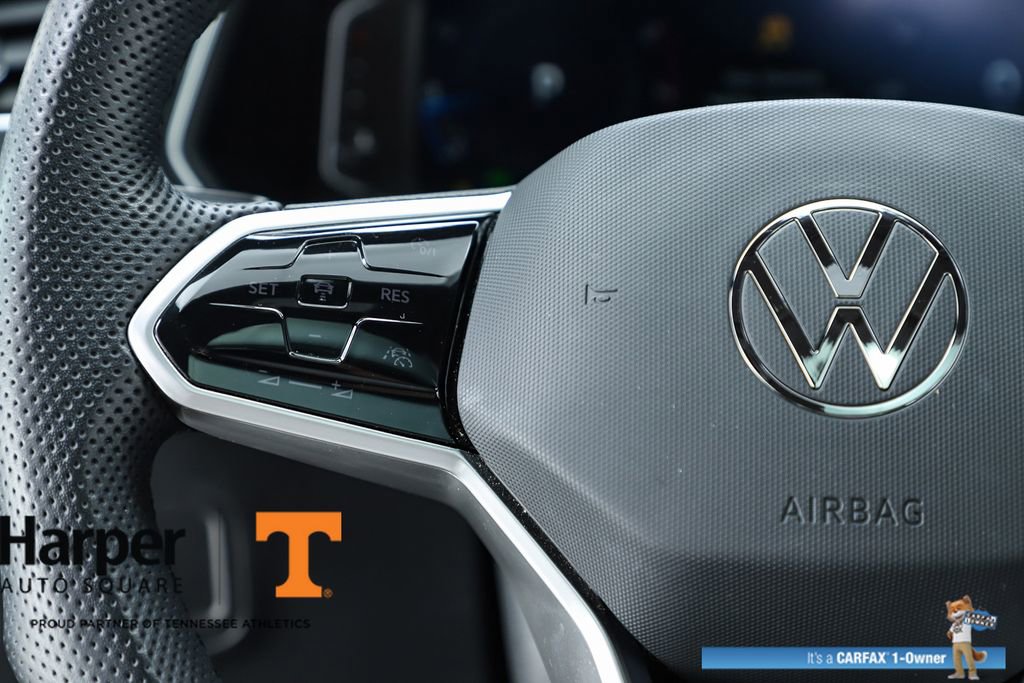 Used 2024 Volkswagen Tiguan SEL R-Line image 21