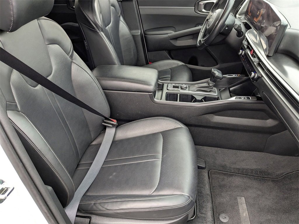 Used 2024 Kia Sorento S image 42