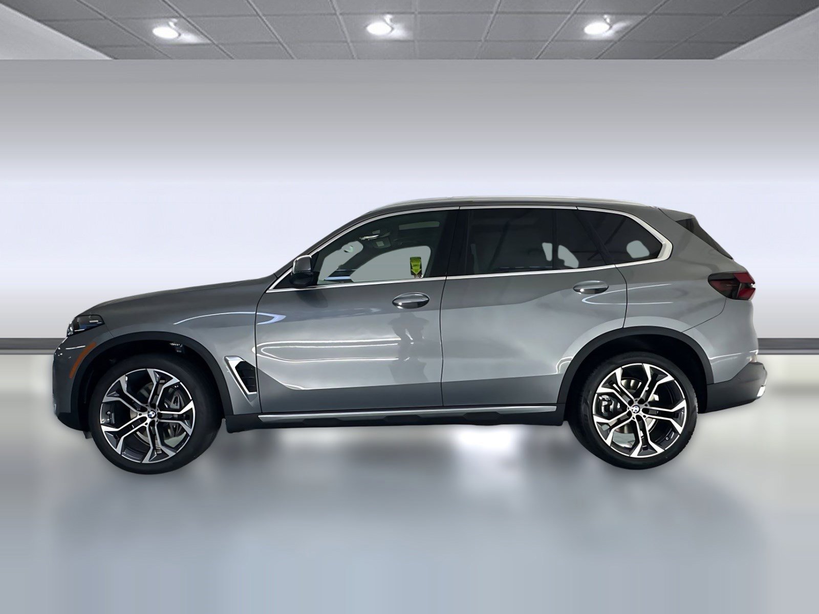 Used 2026 BMW X5 sDrive40i w/ Premium Package RWD image 2