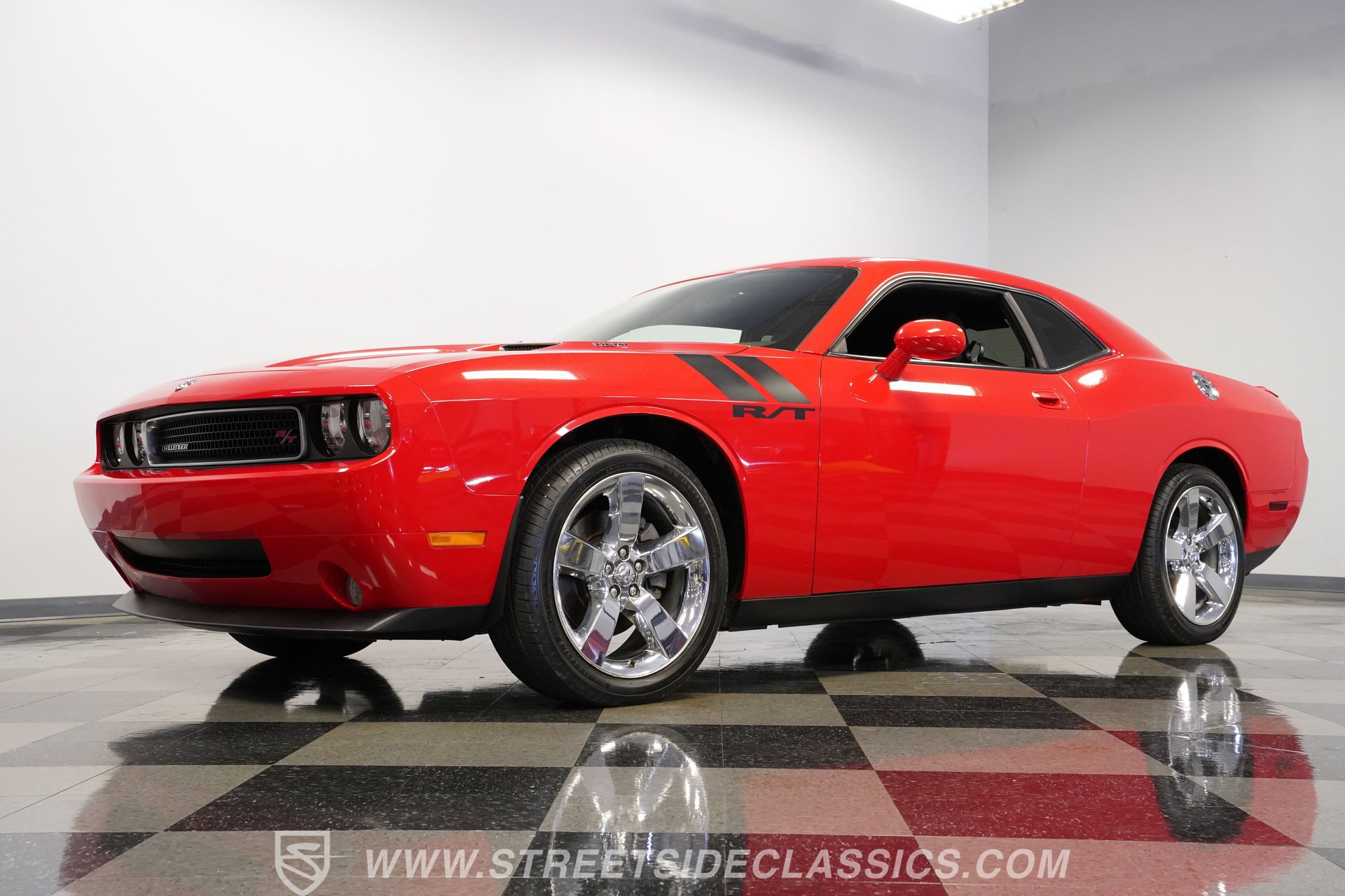 Used 2009 Dodge Challenger R/T RWD image 22