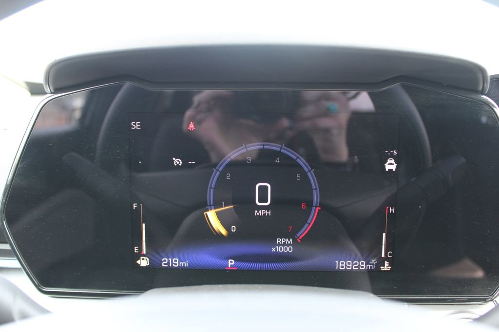 Used 2025 Chevrolet Trax LT image 31