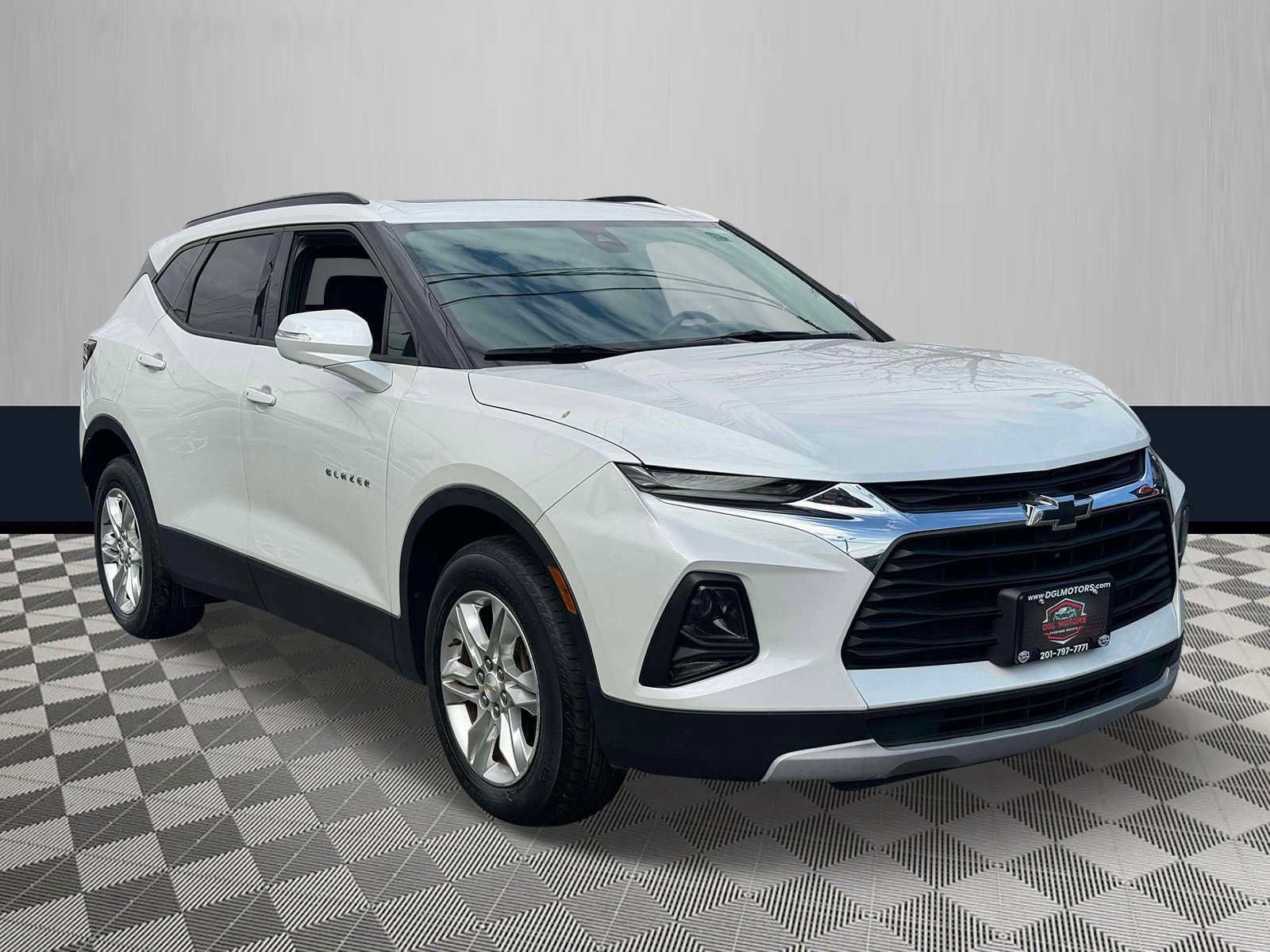 Used 2020 Chevrolet Blazer LT w/ Sound & Technology Package image 1