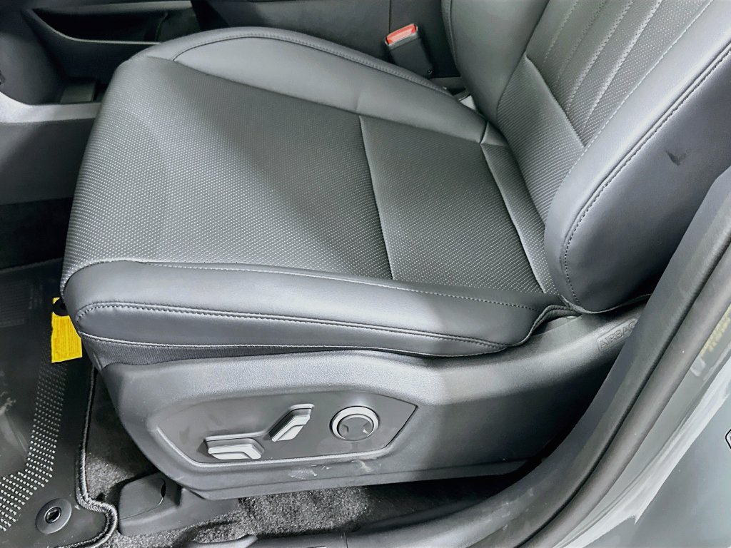 New 2027 Hyundai Santa Fe SEL FWD image 19
