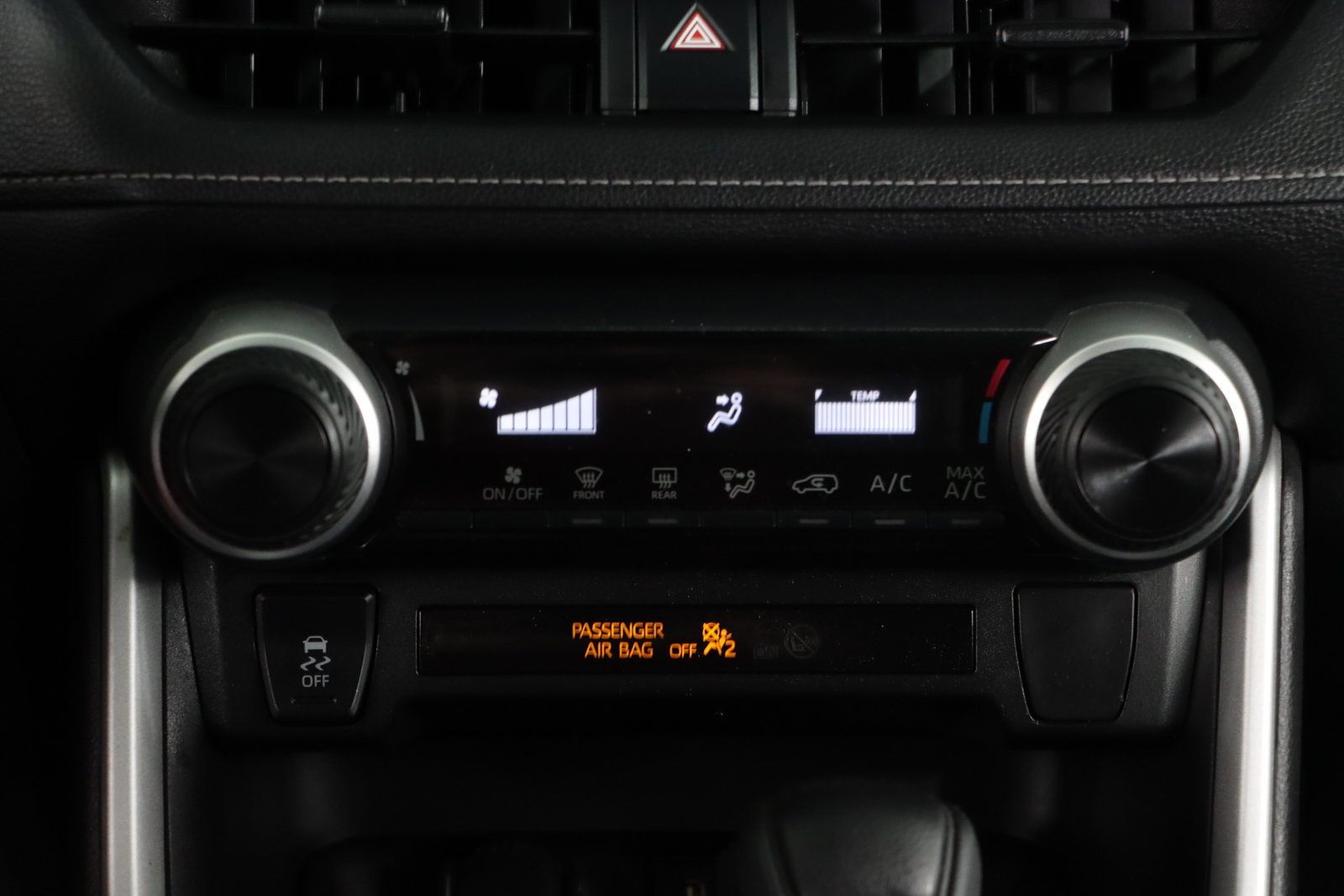 Used 2022 Toyota RAV4 LE image 20