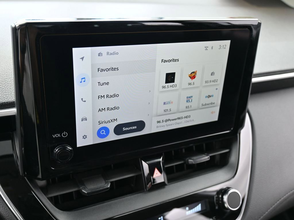 Used 2023 Toyota Corolla Cross LE image 18