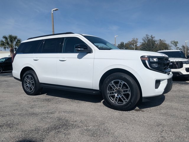 New 2026 Ford Expedition Active image 3