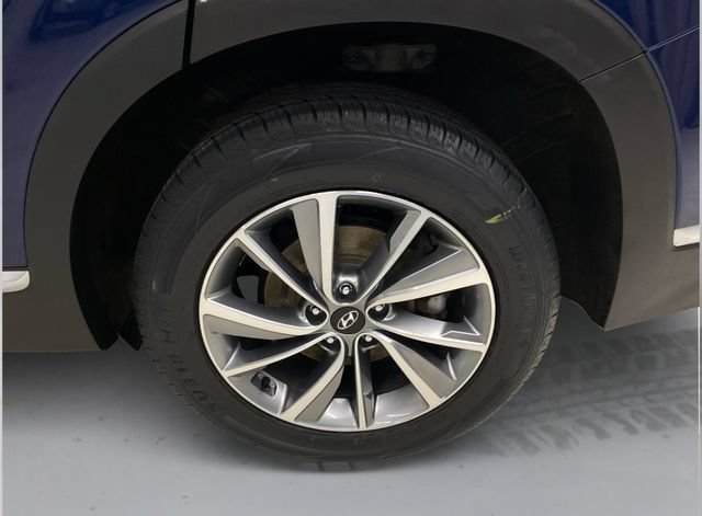 Used 2019 Hyundai Santa Fe AWD image 19