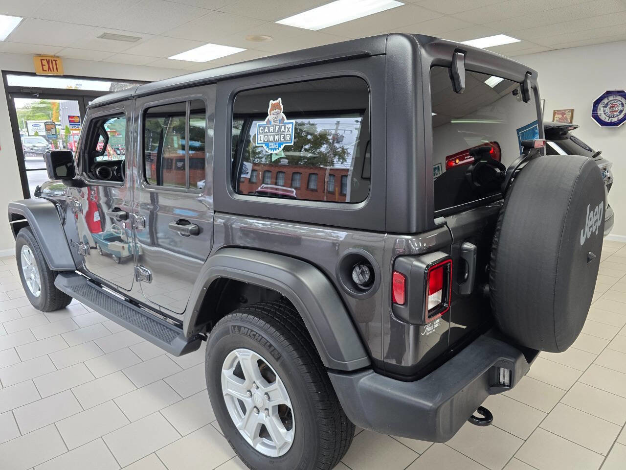 Used 2022 Jeep Wrangler Unlimited Sport image 8