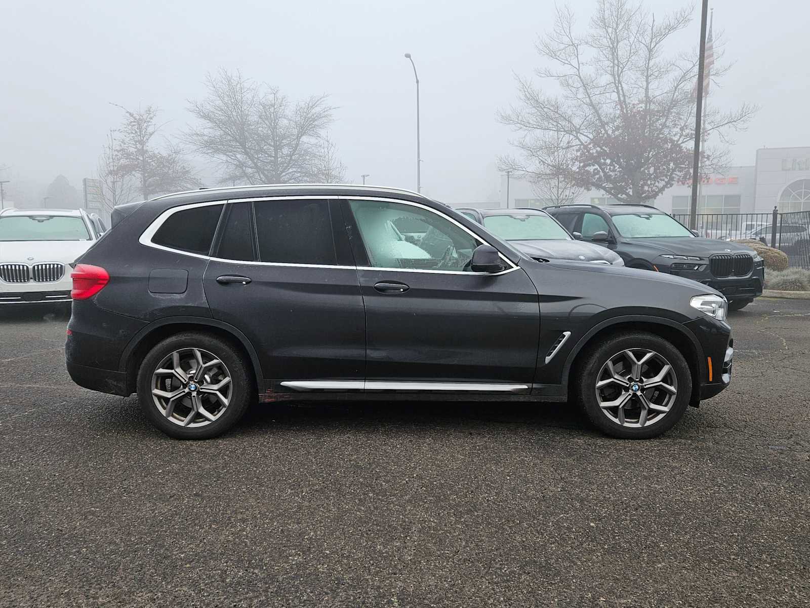 Used 2021 BMW X3 xDrive30i w/ Premium Package image 2