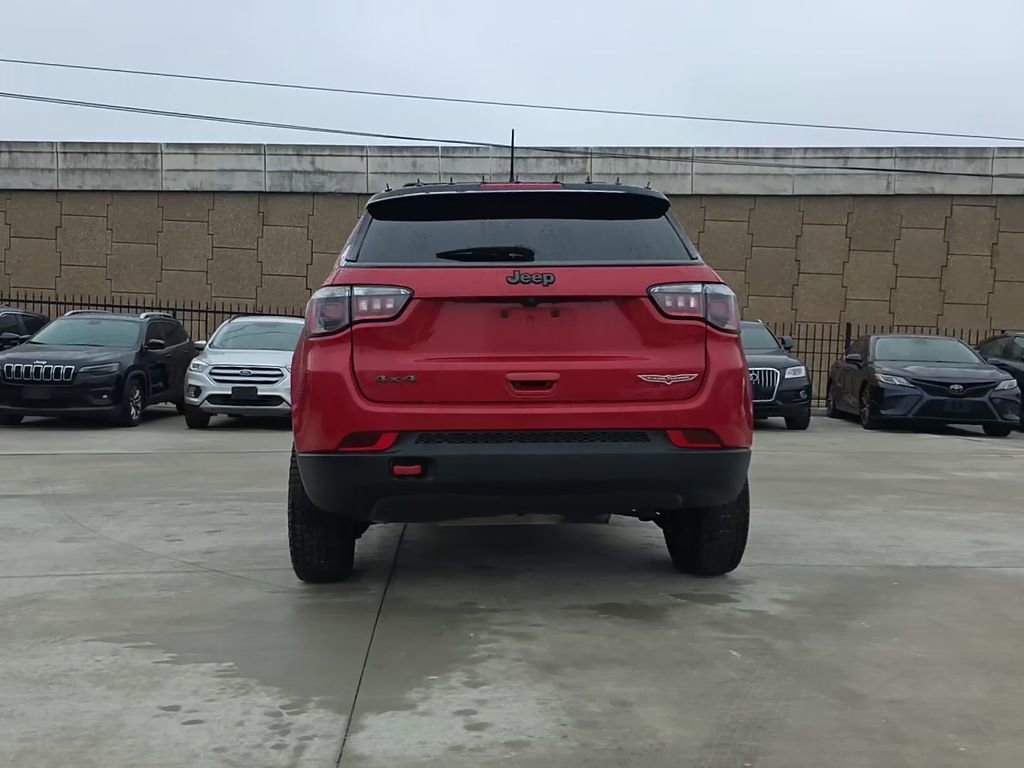 Used 2021 Jeep Compass Trailhawk image 2