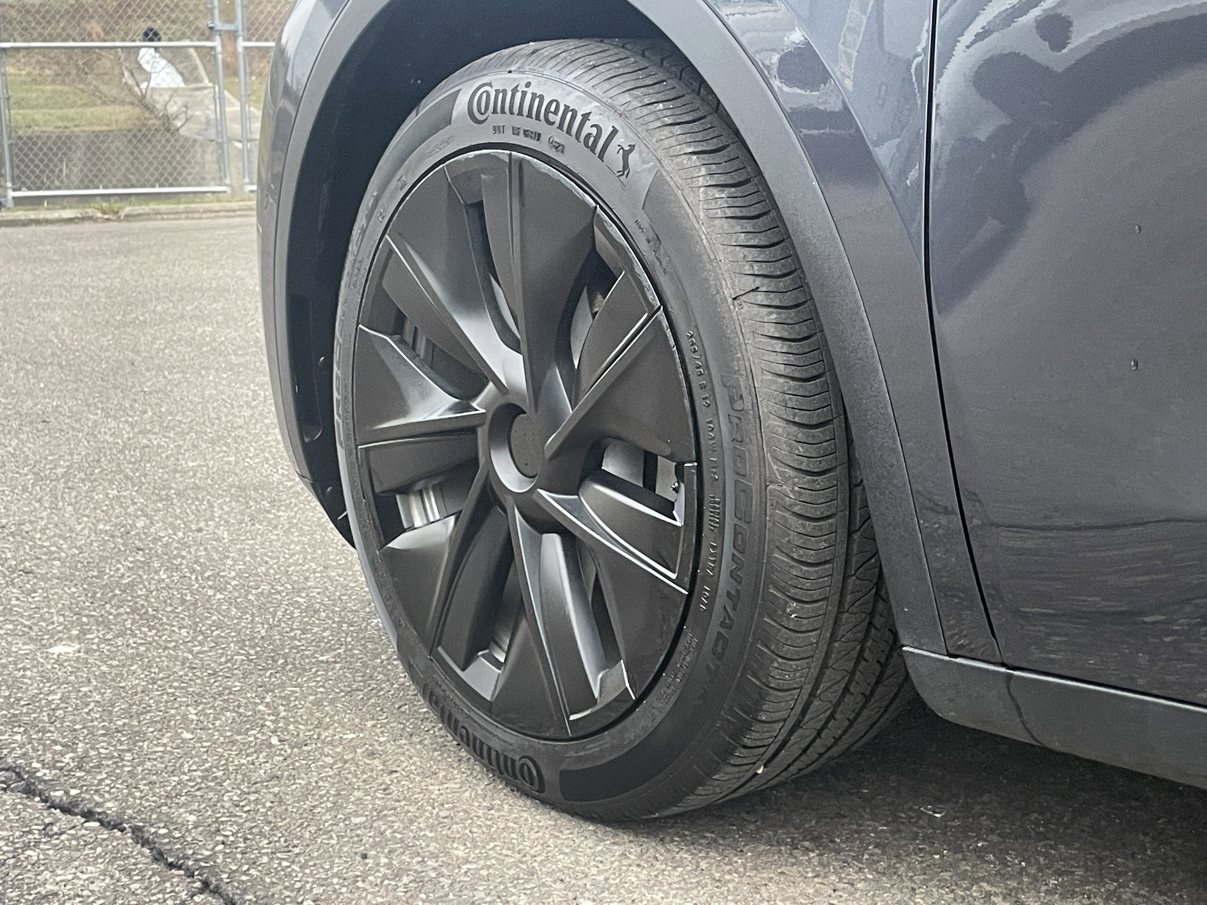 Used 2022 Tesla Model Y Long Range image 29