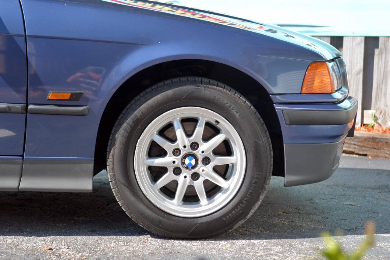 Used 1995 BMW 318ti Hatchback RWD image 37