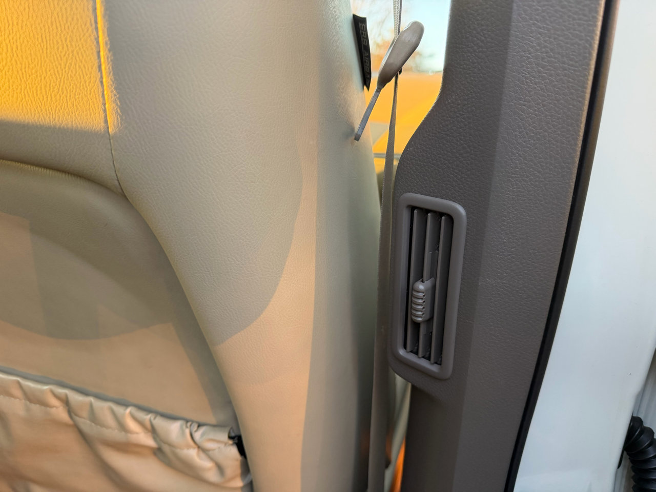 Used 2010 Nissan Murano LE w/ Navigation Pkg image 23