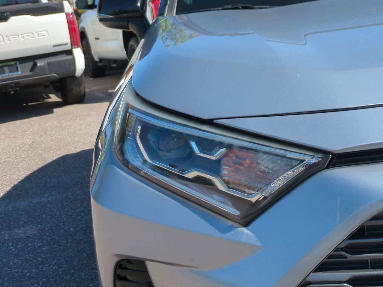 Used 2019 Toyota RAV4 XSE AWD/4WD image 10