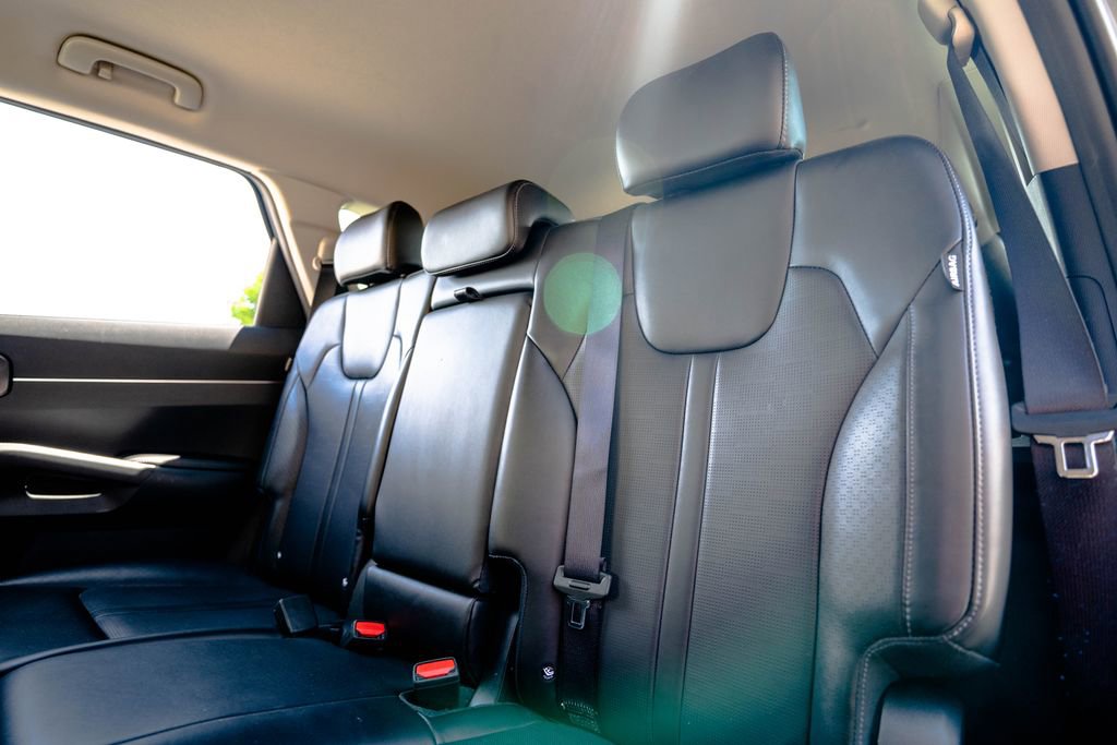 Used 2024 Kia Sorento S FWD image 33