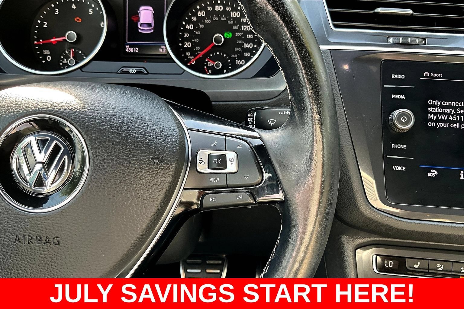 Used 2021 Volkswagen Tiguan SEL AWD/4WD image 15