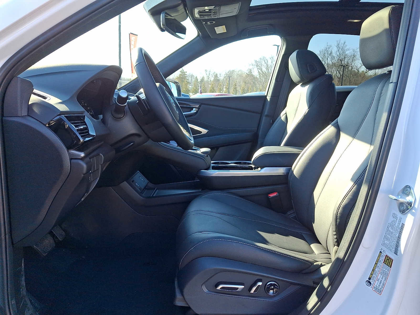 Used 2026 Acura RDX SH-AWD image 13