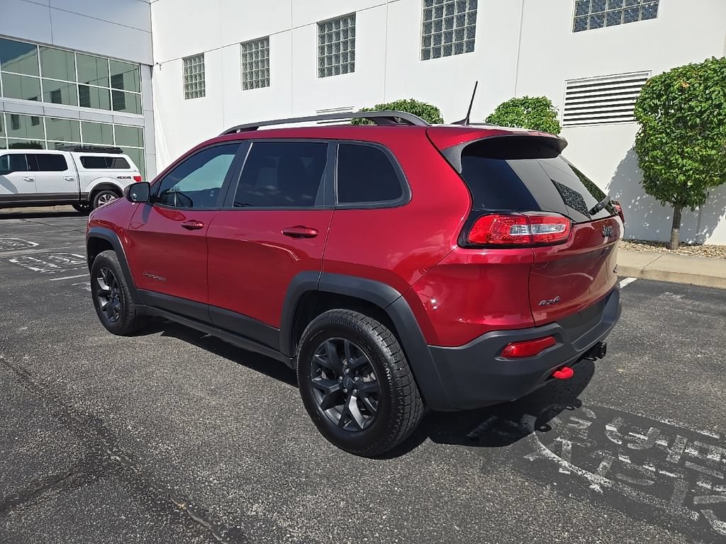 Used 2017 Jeep Cherokee Trailhawk w/ Comfort/Convenience Group AWD/4WD image 6