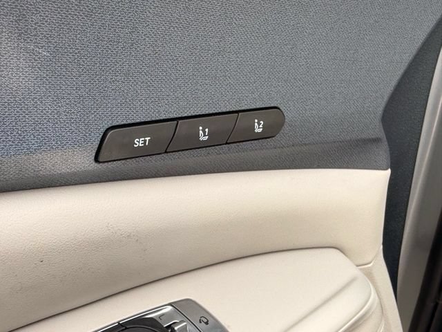New 2026 Kia Carnival EX FWD image 11