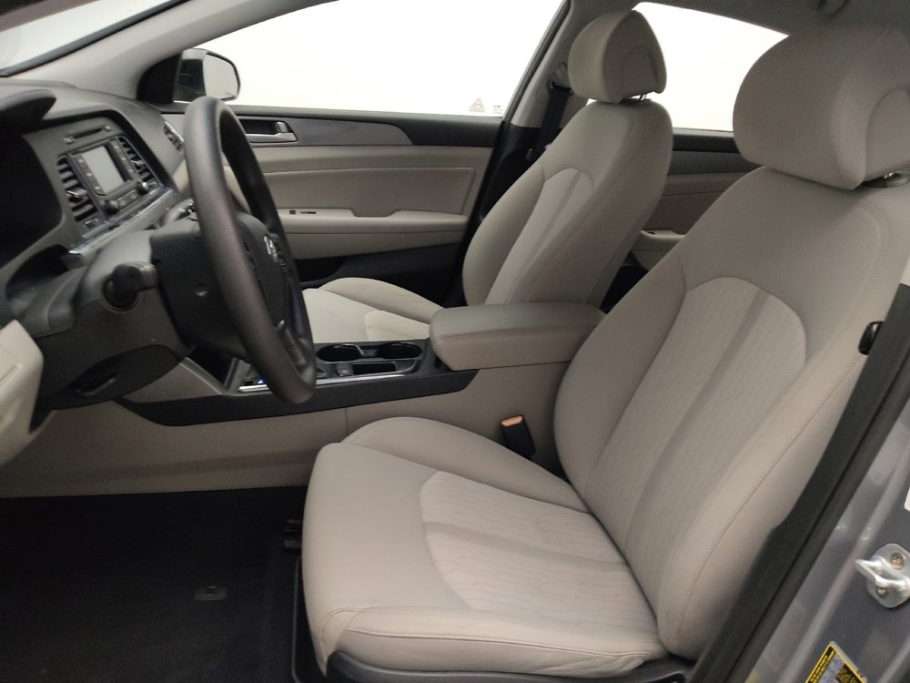 Used 2016 Hyundai Sonata SE image 17