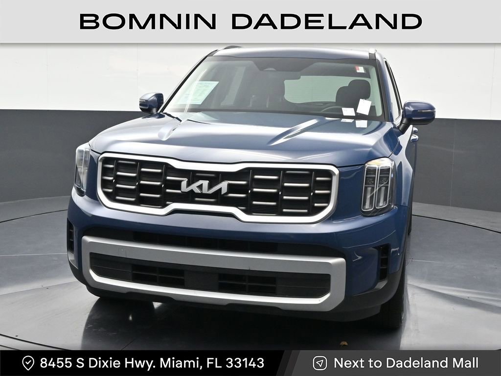Used 2025 Kia Telluride S image 9