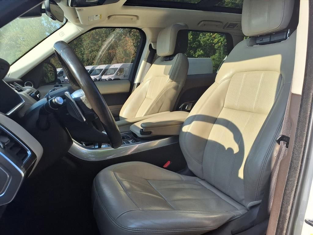 Used 2019 Land Rover Range Rover Sport Supercharged image 11