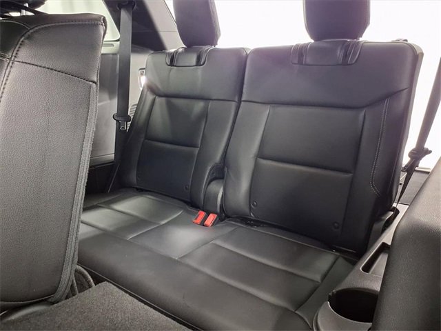 Certified 2020 Ford Explorer XLT w/ Equipment Group 202A image 8