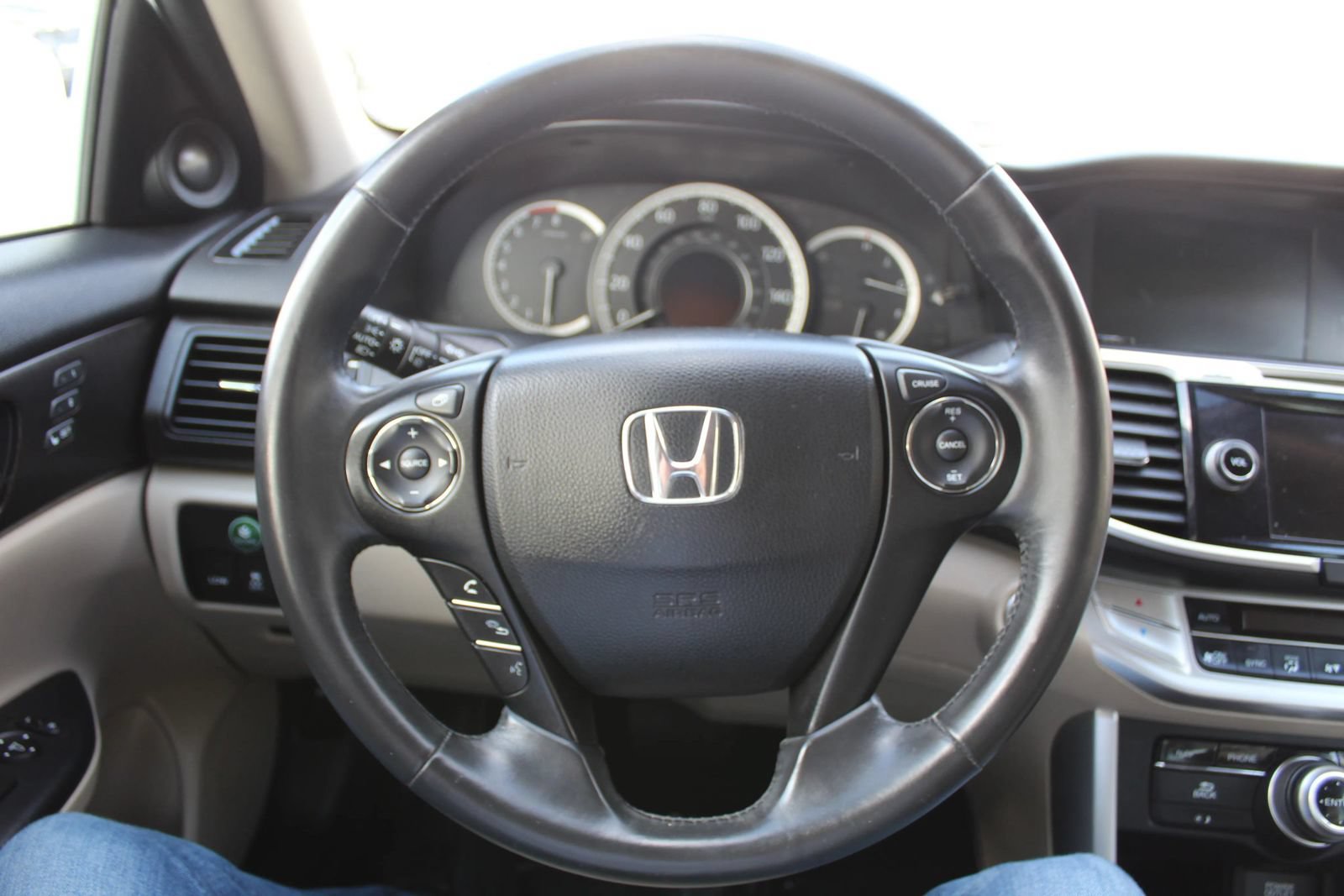 Used 2015 Honda Accord EX-L image 15