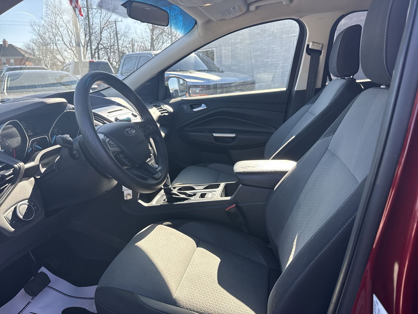 Used 2018 Ford Escape SE image 7