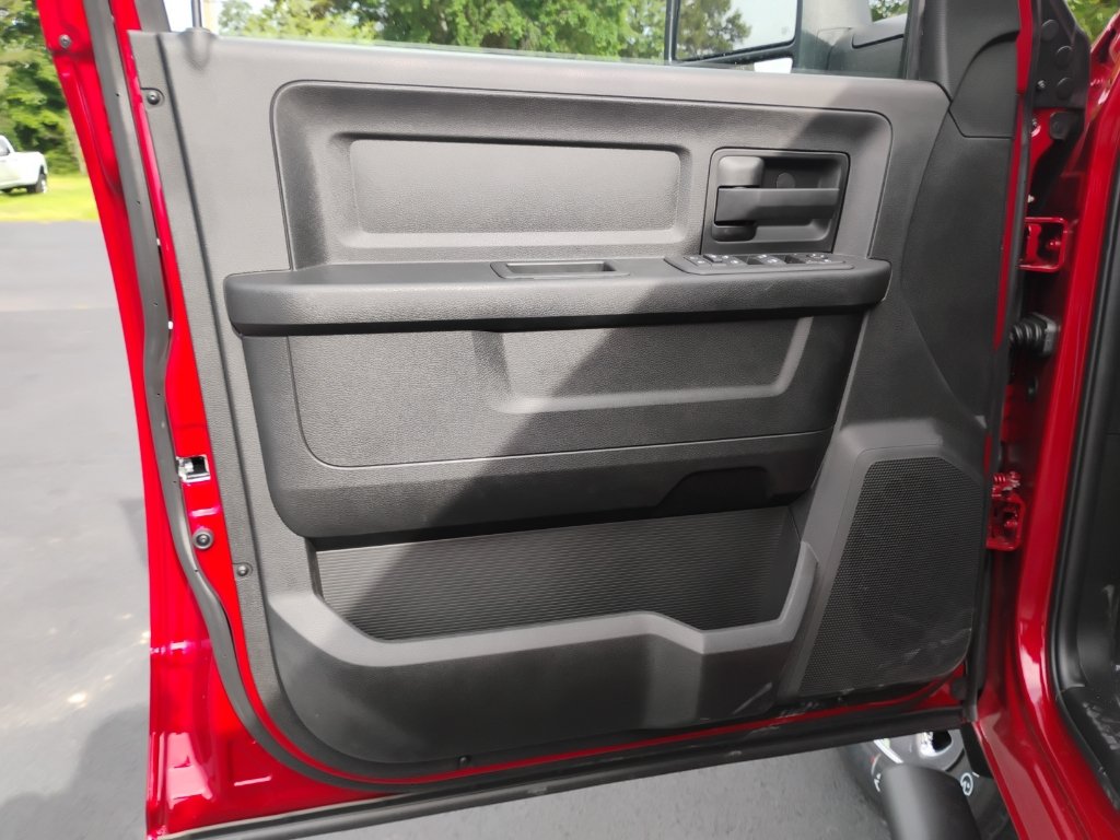 New 2026 RAM 2500 Tradesman AWD/4WD image 18